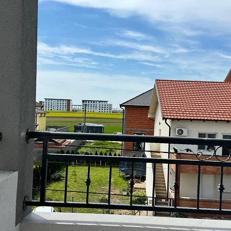 Airport Belgrade 2bedrooms アパート Surčin